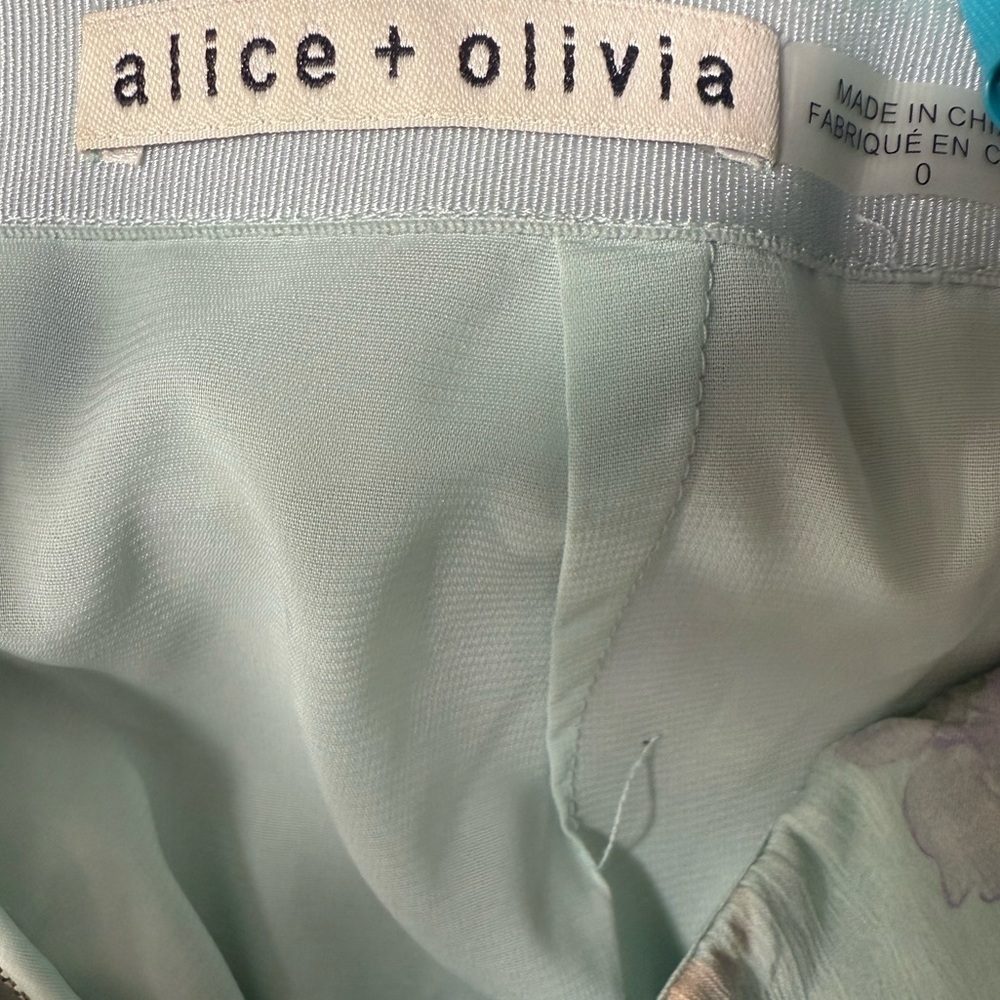 Alice + Olivia Caily Skirt & Annmarie Floral Georgette Top Set  0 Skirt / XS Top - Picture 4 of 12